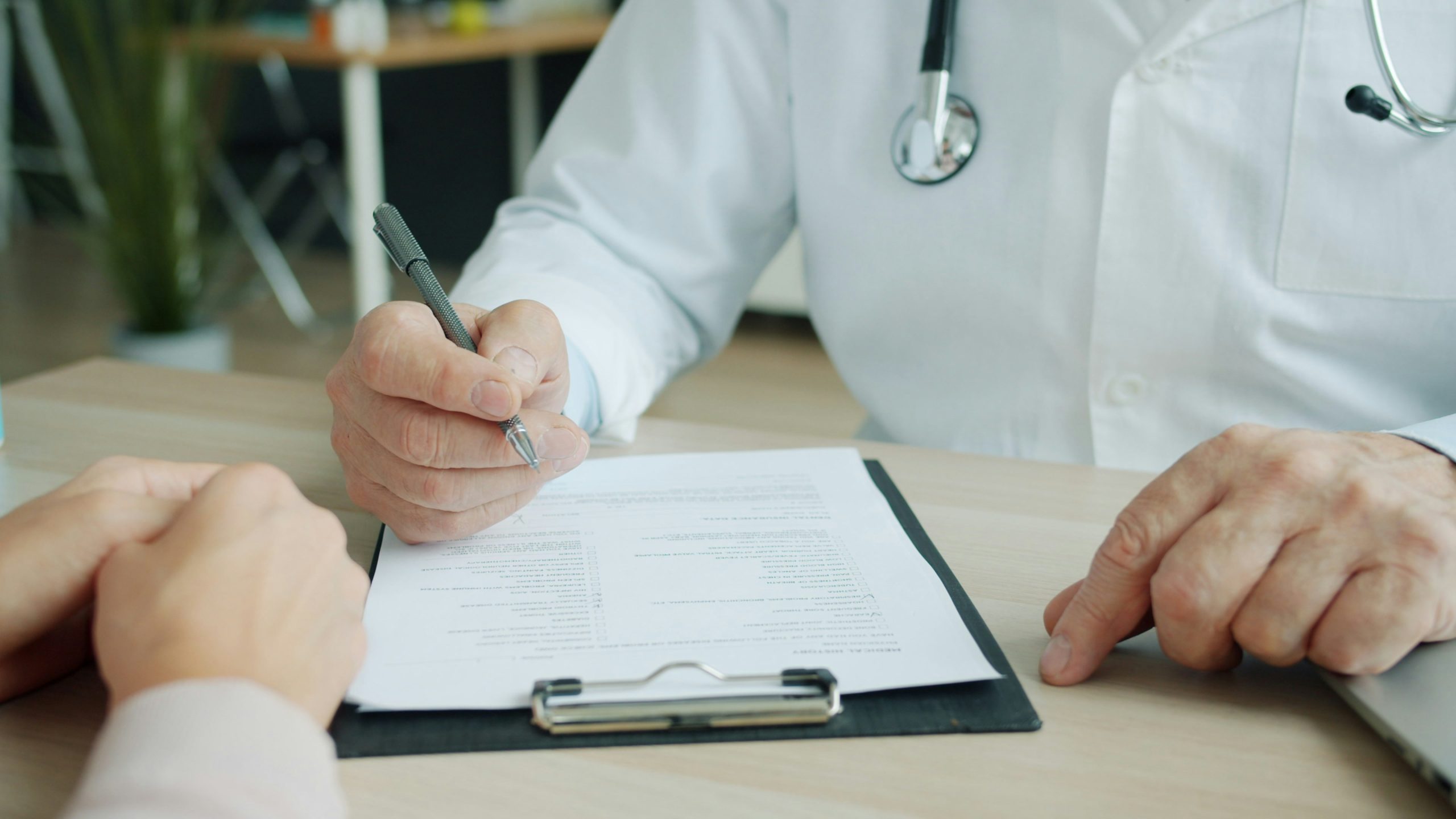 UK tender writing services for health and social care providers — Beacon Writing Solutions